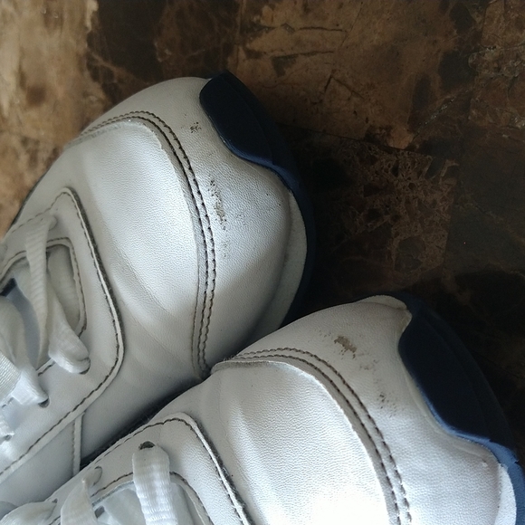 Reebok boys sneakers size 1 US  little boy - Picture 6 of 8